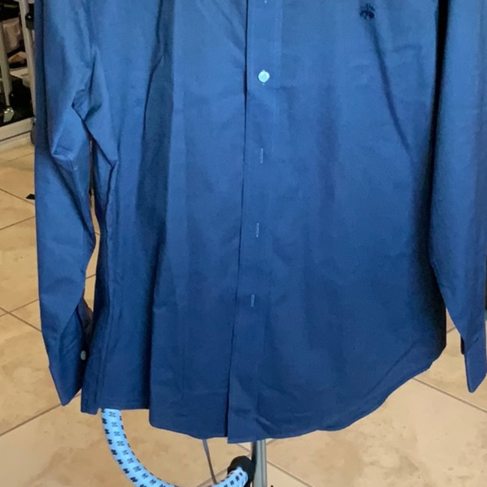 Brooksbrothers, Large Regent Dress Shirt - Picture 2 of 5
